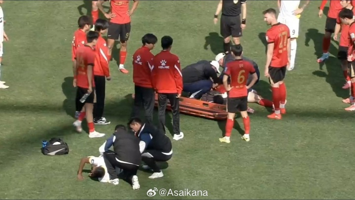 职业联赛单日三起脑震荡换人：中甲1中乙2，迪力依米提一度昏迷
