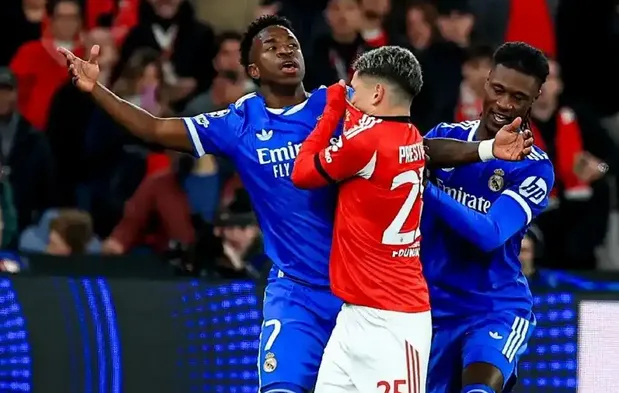 FIFA世界杯新规:定位球VAR可追溯取消进球,挡拆战术或遭封杀 FIFA世界杯新规:定位球VAR可追溯取消进球,挡拆战术或遭封杀