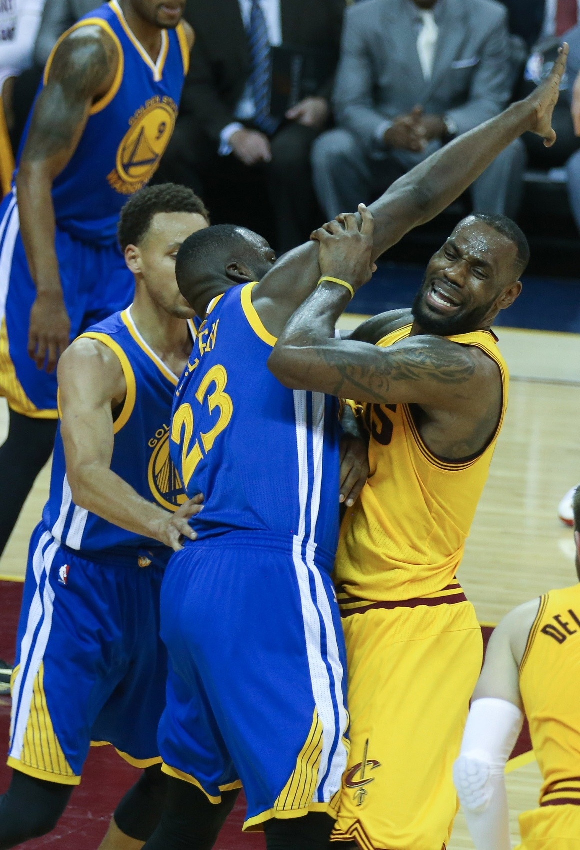 尼克斯对马刺这一场是NBA总决赛吗_尼克斯对马刺这一场究竟是不是NBA总决赛_2026年06月最新对决-体育前线