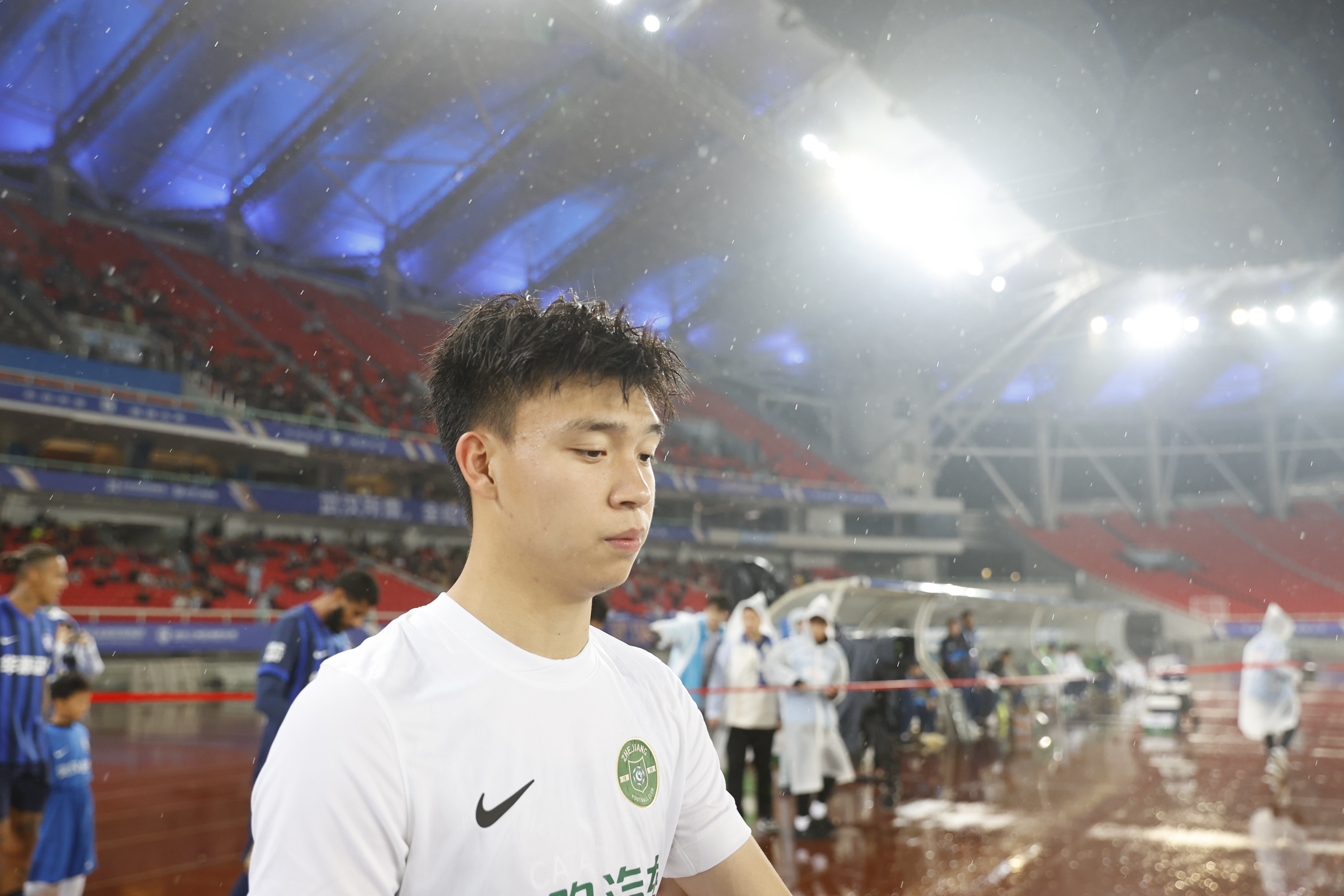 尼克斯对马刺预测大分还是小分_尼克斯对阵马刺大小分预测_2026篮球分析