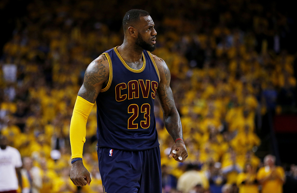 nba总决赛尼克斯主场_nba总决赛尼克斯主场现场高清直播_尼克斯主场决胜时刻在线观看